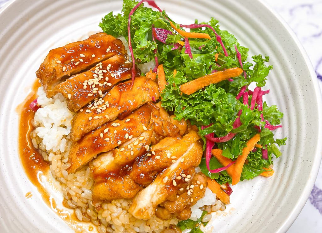 Juicy teriyaki chicken recipe with rice and salad