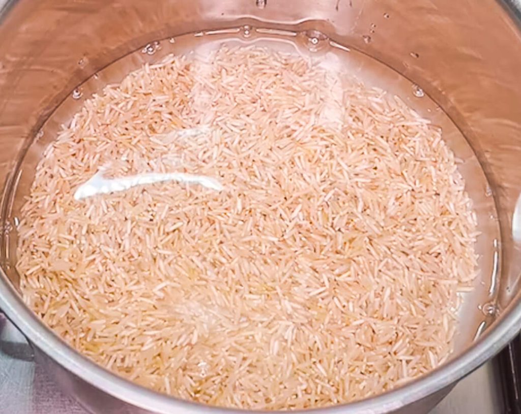 how to cook brown rice on stovetop